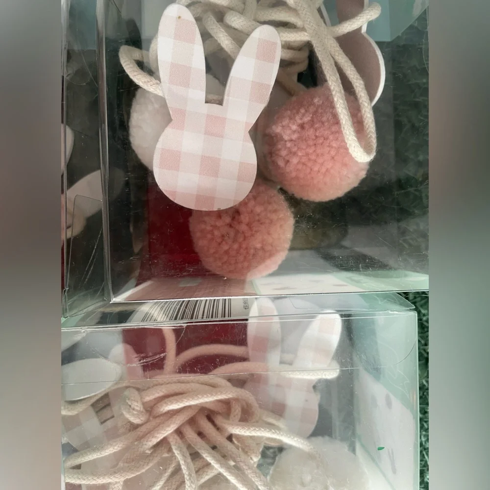 NIB EASTER 🐥GARLAND BY HUNTINGTON HOME 18 FT TOTAL🐥🐇